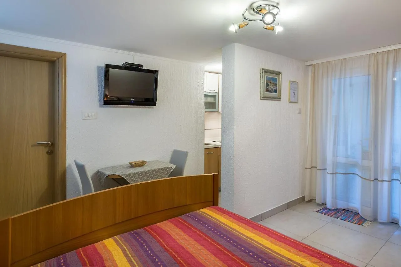 Lejlighed Nur 400 Meter Zum Strand Mit Wifi, Terrasse Baška Kroatien