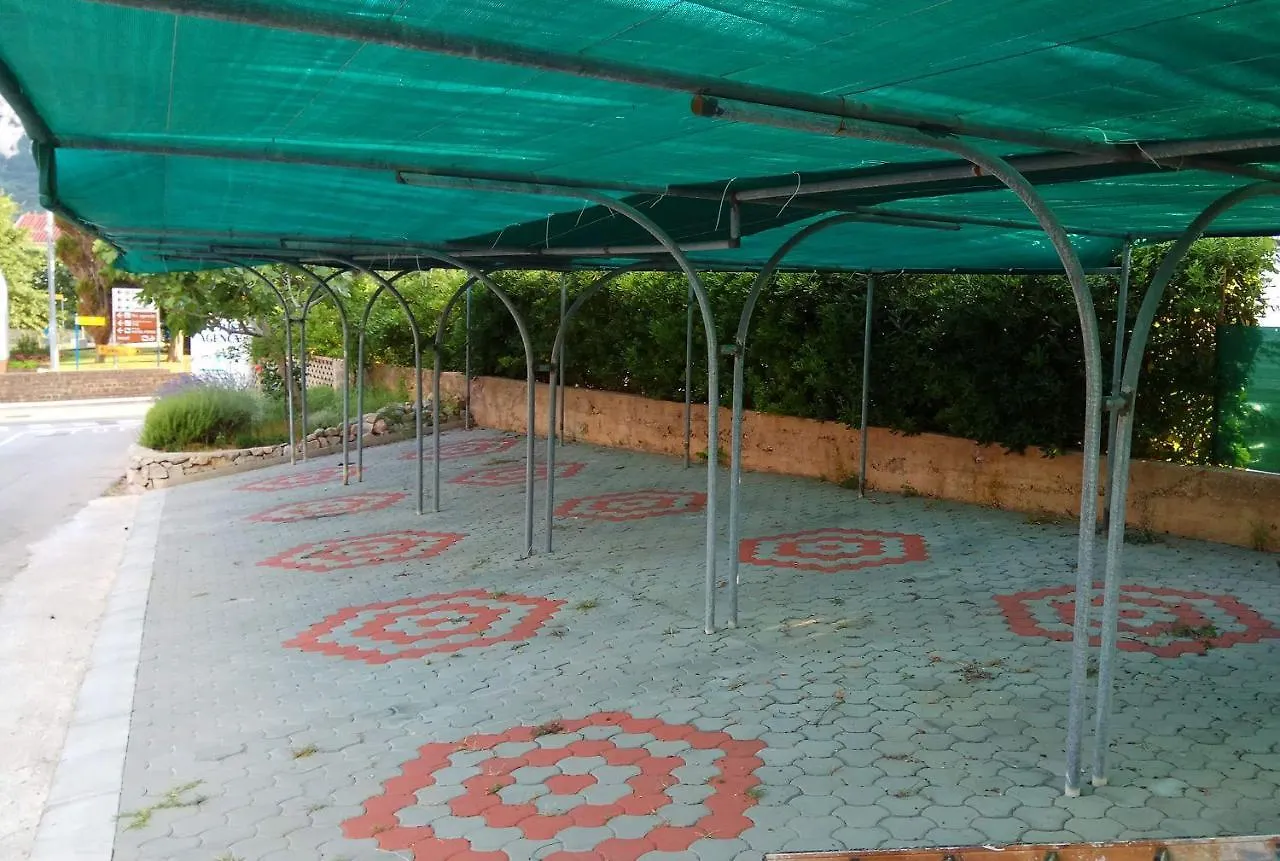 Lejlighed Nur 400 Meter Zum Strand Mit Wifi, Terrasse Baška